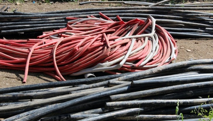 Нанесената с престъплението щета е заявена за около 5000 лв /снимката е илюстративна/ Нанесената с престъплението щета е заявена за около 5000 лв /снимката е илюстративна/