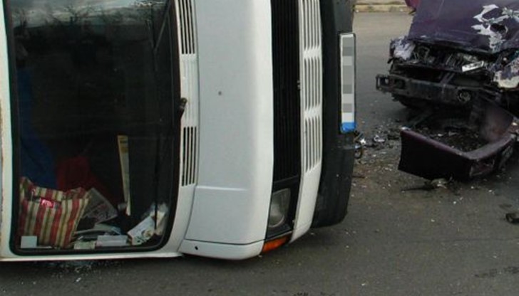 Пътният инцидент е станал на завоите край река Ропотамо на пътя Бургас - Приморско