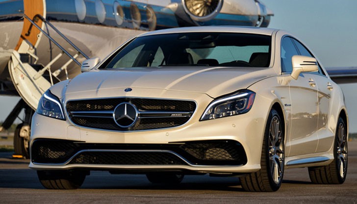 Шефът на Административния съд изненадал сина си с последен модел „Мерцедес” /снимката е илюстративна/ Шефът на Административния съд изненадал сина си с последен модел „Мерцедес” /снимката е илюстративна/