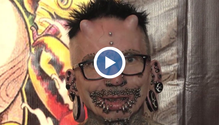 Ролф Бучолз влезе в Книгата с рекордите на Гинес със своите 453 пиърсинга по тялото си