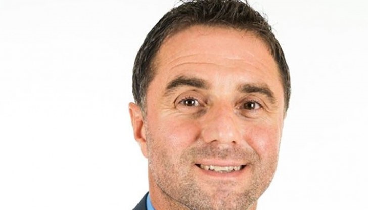 46-годишният Атанас Киров беше издигнат за кмет от местната коалиция "Промяна“ и след балотаж беше избран за кмет на общината 46-годишният Атанас Киров беше издигнат за кмет от местната коалиция "Промяна“ и след балотаж беше избран за кмет на общината