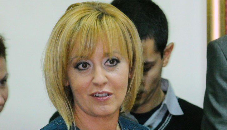 Мая Манолова иска центрове за бездомни хора и претърпели домашно насилие във всеки областен град Мая Манолова иска центрове за бездомни хора и претърпели домашно насилие във всеки областен град