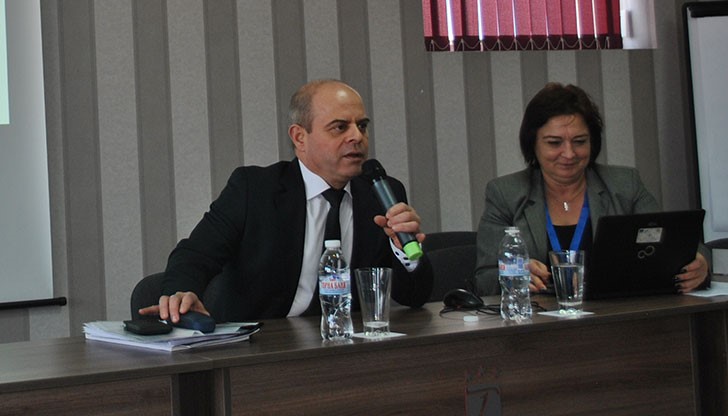 Кметът на Община Русе г-н Пламен Стоилов изнесе лекция на тема: „Как да подобрим вътрешната организация?“