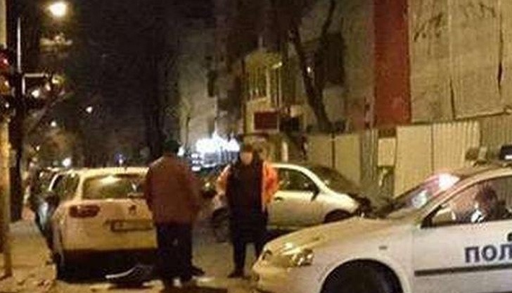 По първоначални данни, причина за катастрофата е отнето предимство от страна на водача на джипа