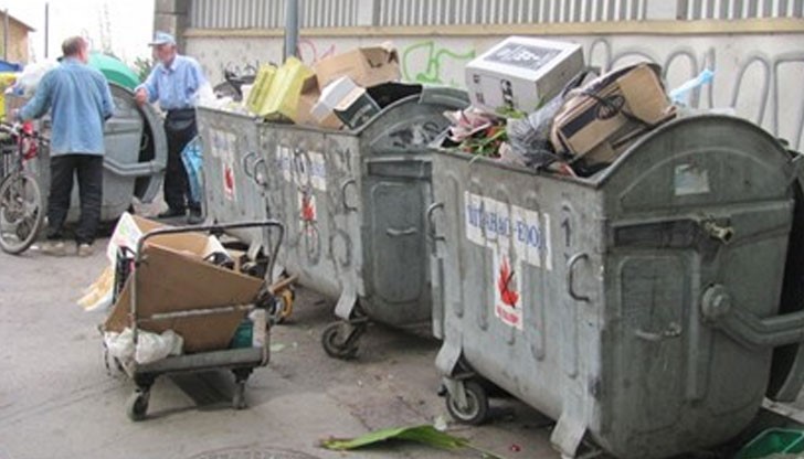 От фирма "Нелсен-Чистота" АД обясняват ненавреме извозения боклук с падналия сняг и неразчистените улици