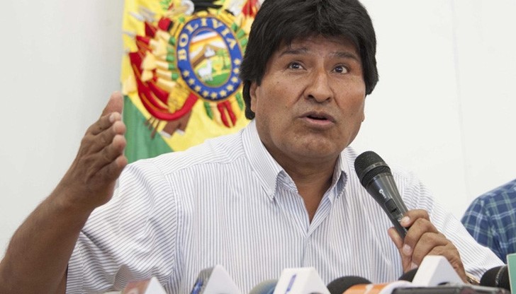 Моралес е привърженик на легализирането на коката