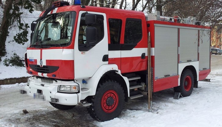 Заради неплатени винетки и застраховки нови пожарни автомобили не излизат да работят и създават голям риск Заради неплатени винетки и застраховки нови пожарни автомобили не излизат да работят и създават голям риск