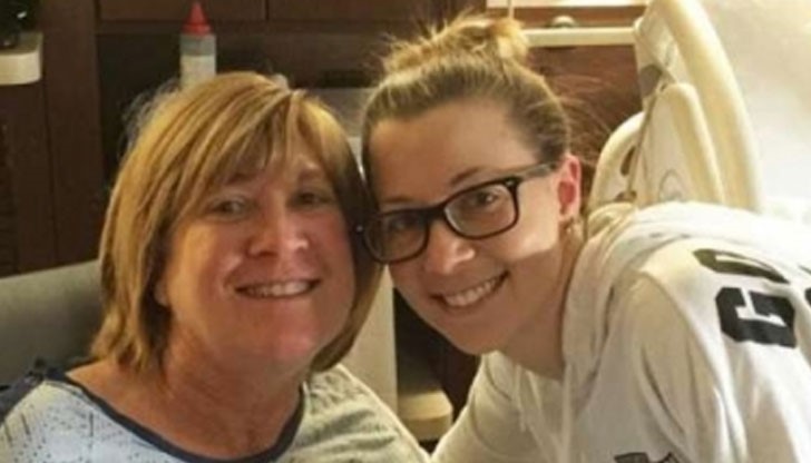 Tracey Thompson на 54 години ражда своето внуче Tracey Thompson на 54 години ражда своето внуче