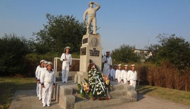 На 15 януари започват официалните чествания в Русе по повод 135-тата годишнина от създаването на Висшето военноморско училище „Н. Й. Вапцаров”