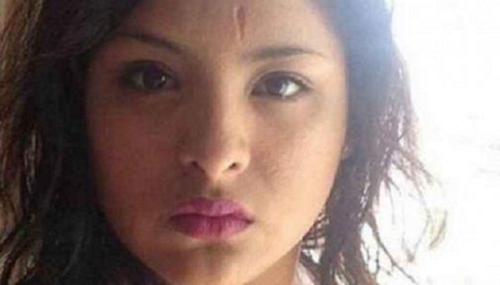 Карла била на 12 години, когато един чичко й обещал, че ще я направи принцеса и тя избягала от родителите си Карла била на 12 години, когато един чичко й обещал, че ще я направи принцеса и тя избягала от родителите си