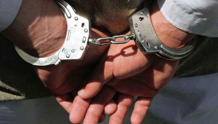 Районната прокуратура в Русе внесе в съда обвинителен акт срещу 21-годишен мъж, нападнал и ограбил жена