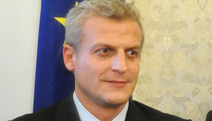 Това заяви министърът на здравеопазването Петър Москов като пример за липсата на баланс в здравеопазването, която показва новата Национална здравна карта