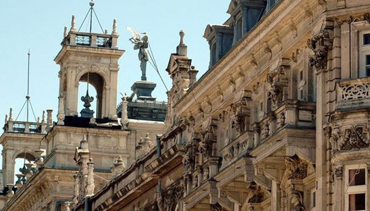 21 актьори от Драматичен театър „Сава Огнянов" в Русе се присъединяват към искането на колегите си от Народен театър „Иван Вазов"