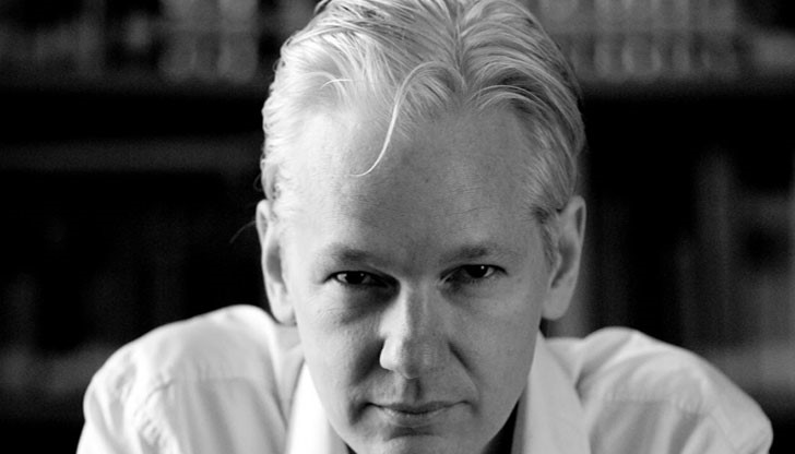 Според създателят на Уикилийкс в момента живее последното свободно поколение от Човечеството