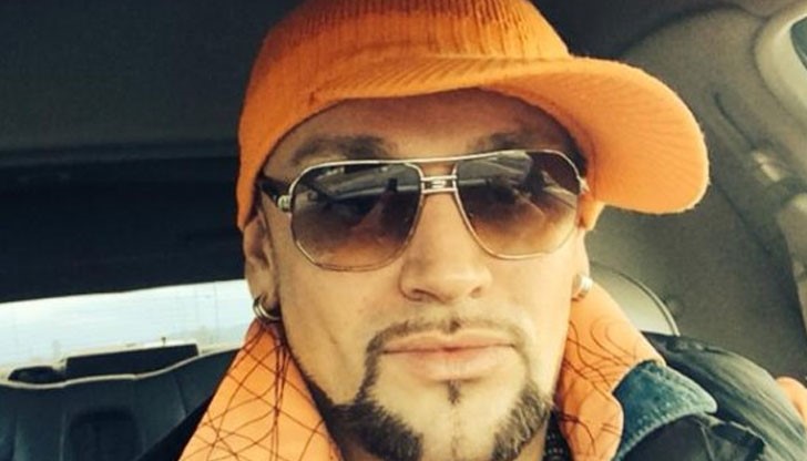 Във фаталната нощ перничанинът бутнал с тяло едър посетител на заведението