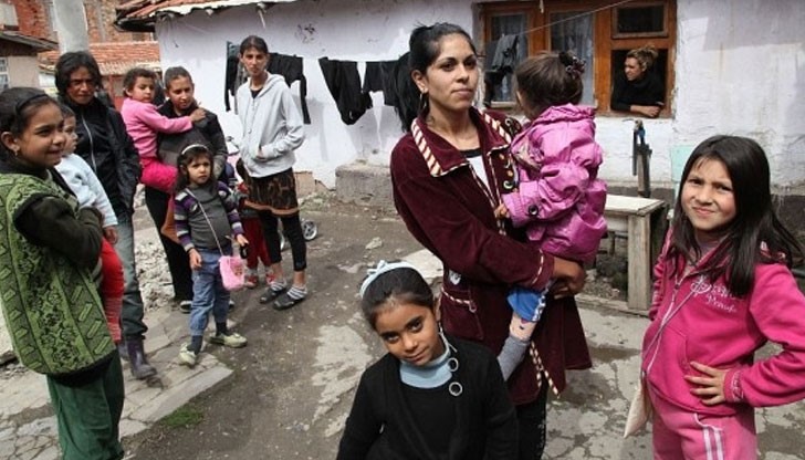 Давай и от курасанити, пари има!