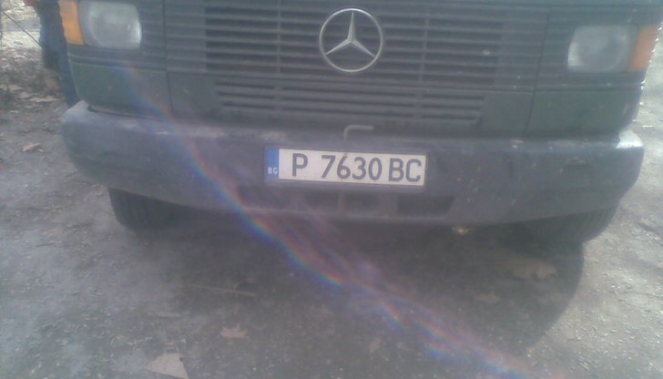 Снимка на служебния автомобил на фирма "Вектор"