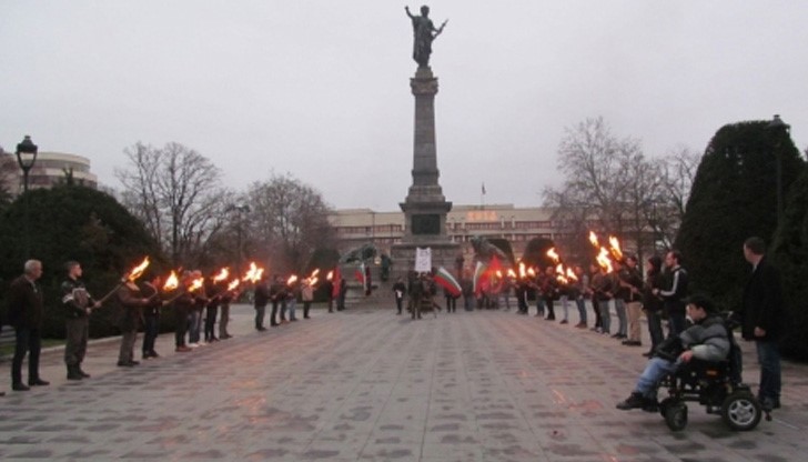 Организатори на традиционните прояви бяха местната структура на ВМРО и младежите от "Велика България"