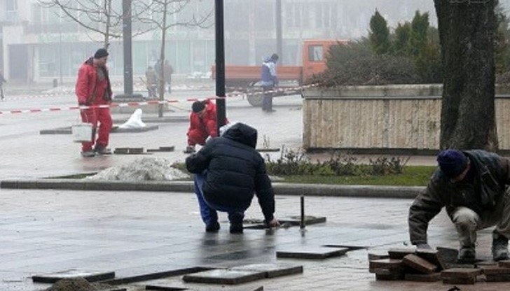 Ремонтът на градския площад е традиция, която е на път да се утвърди