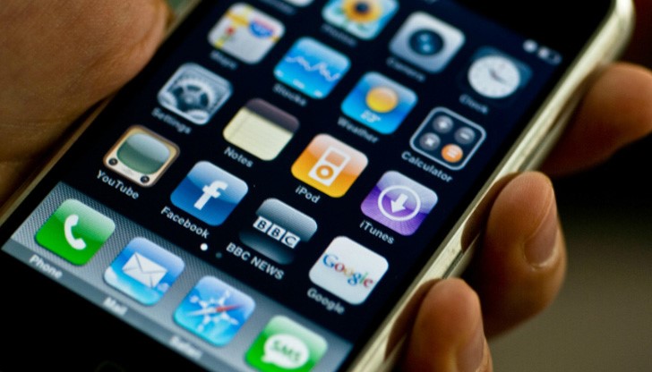 Проблемът е, че това приложение е Facebook, смятано за основно от много от потребителите