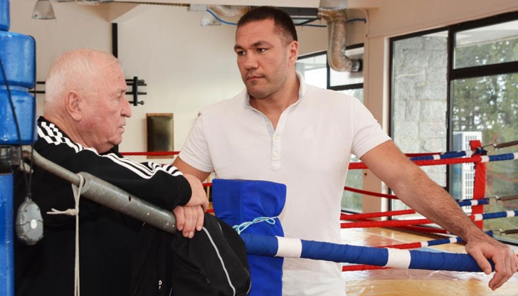 Кобрата тренира усилено за предстоящия двубой с Дерек Чисора на 9-ти април