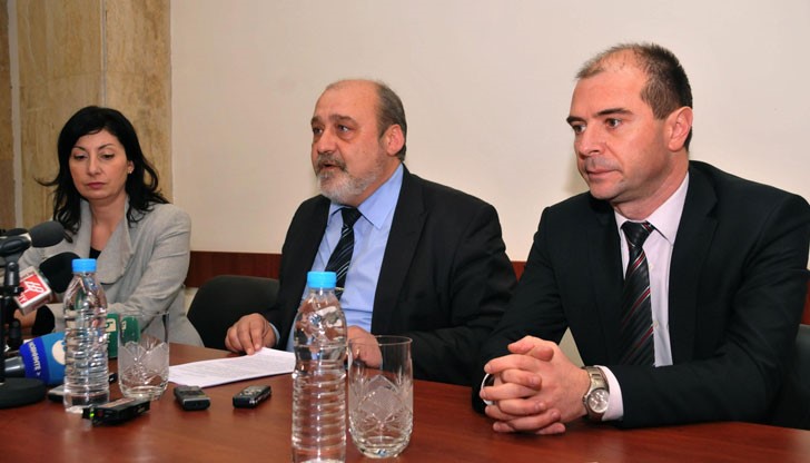 Задържаният е Мартин Петров Душев, криминално проявен, с предишни осъждания за кражби и грабеж Задържаният е Мартин Петров Душев, криминално проявен, с предишни осъждания за кражби и грабеж