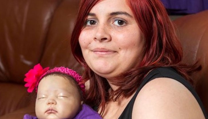 Натали е 16-годишно момиче, което е било заедно с приятеля си само няколко седмици и забременява... Натали е 16-годишно момиче, което е било заедно с приятеля си само няколко седмици и забременява...