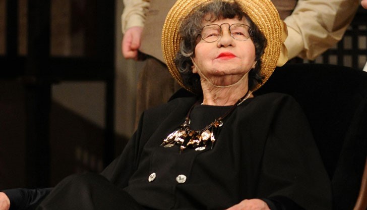 Прочутата актриса, която става на 94 години, винаги празнува рождения си ден на сцената