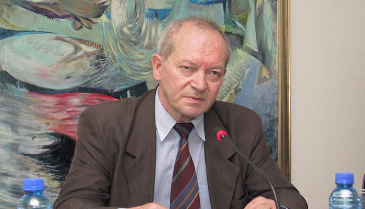 При положение, че потокът от бежанци от Турция към Гърция не спре, какво става с тази маса хора? При положение, че потокът от бежанци от Турция към Гърция не спре, какво става с тази маса хора?