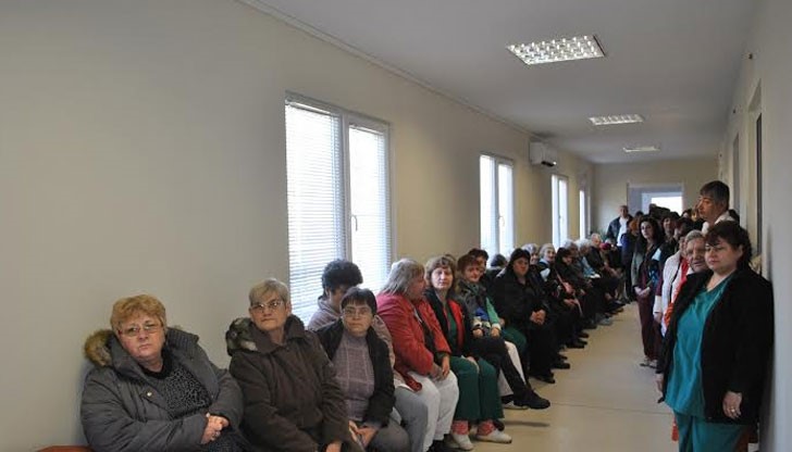 Водосвет отслужи отец Марин от Русенска Света Митрополия