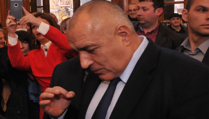 Понижават магистралите в скоростни шосета, нова тактика за по-евтини, ни бързи пътища Понижават магистралите в скоростни шосета, нова тактика за по-евтини, ни бързи пътища