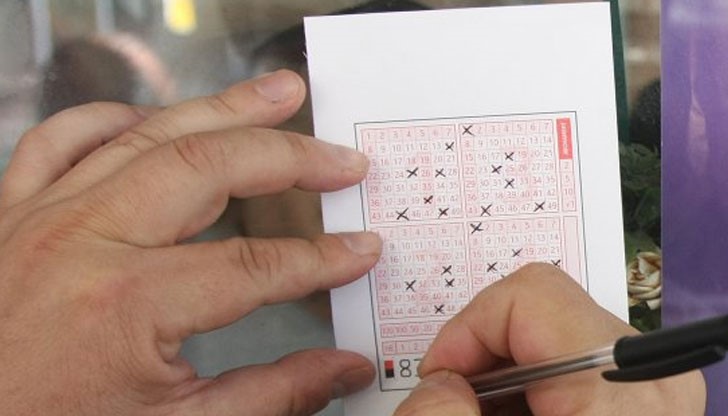 Джакпотът в играта 6/49 в четвъртък ще бъде 4 710 000 лева Джакпотът в играта 6/49 в четвъртък ще бъде 4 710 000 лева