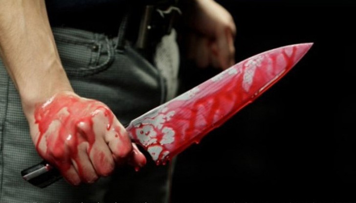 Трагедията се случила преди дни, но мъртвите тела били намерени от съседи едва сега Трагедията се случила преди дни, но мъртвите тела били намерени от съседи едва сега