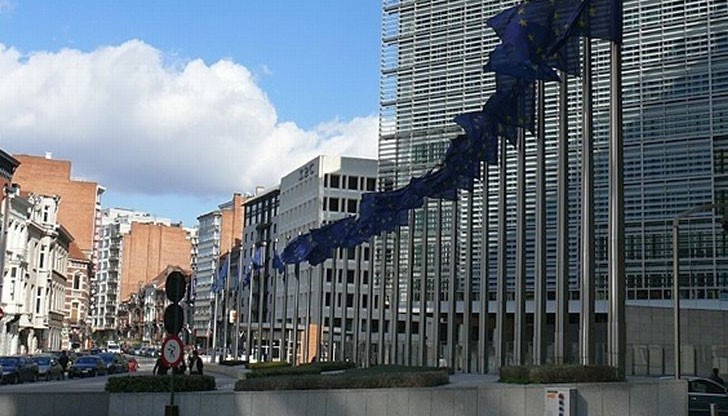 България продължава да е изправена пред едно от най-високите равнища на бедност България продължава да е изправена пред едно от най-високите равнища на бедност