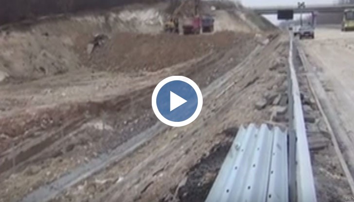 Новата отсечка на магистрала “Марица” пропадна на 36-и километър между Димитровград и Оризово