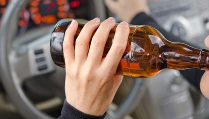 Полицаите заловиха младеж, карал без книжка ис 1.42 промила алкохол в кръвта Полицаите заловиха младеж, карал без книжка ис 1.42 промила алкохол в кръвта