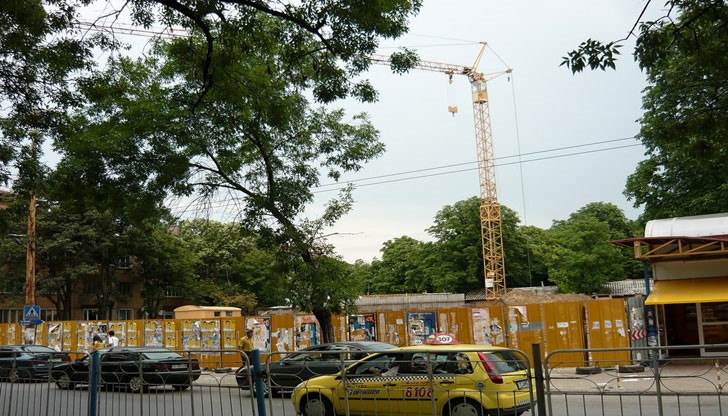 В изгражданата търговска сграда за промишлени стоки предвижда 20 нови магазина/ Снимката е илюстративна