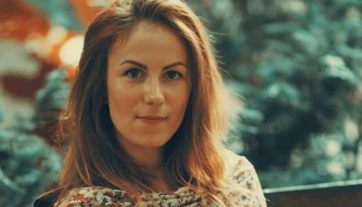 На 27 ноември 2015 г. момичето тръгнало на концерт само с една раница На 27 ноември 2015 г. момичето тръгнало на концерт само с една раница