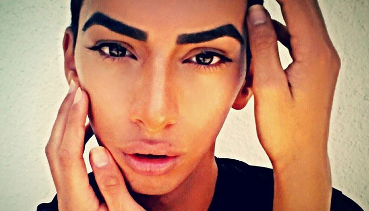 Приятелите на момчето редовно му правят комплименти, заявявайки, че приликата с Николета е огромна