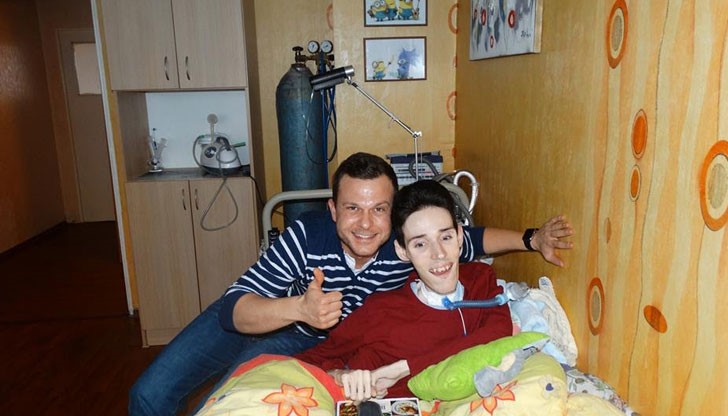 Той е едно от многото болни деца на България