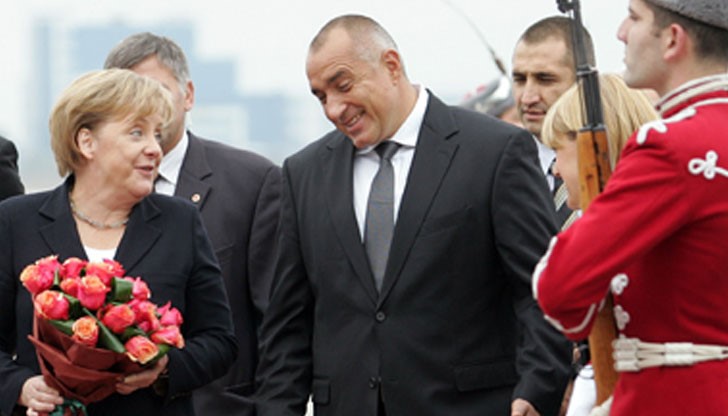 Двамата проведоха телефонен разговор по негова инициатива Двамата проведоха телефонен разговор по негова инициатива