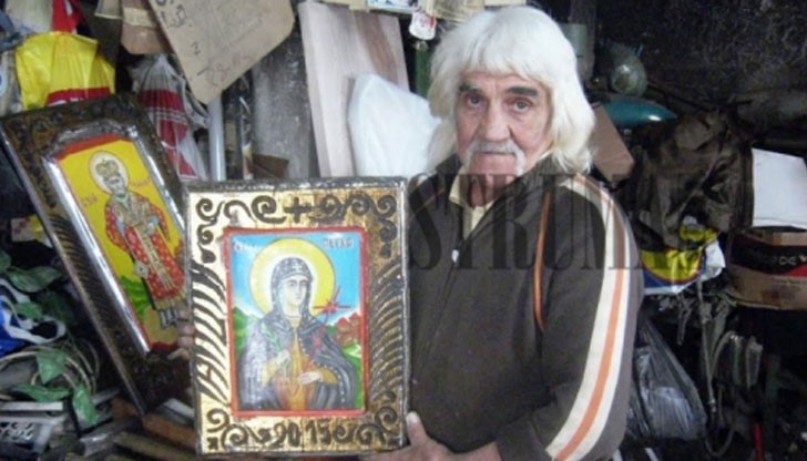 Иконите на Живко са вдъхновени от страданията на хората Иконите на Живко са вдъхновени от страданията на хората