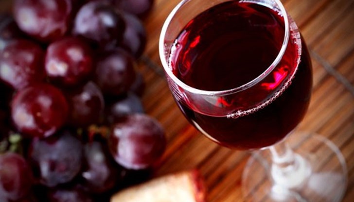 Подходящи са всички качествени сухи вина Подходящи са всички качествени сухи вина