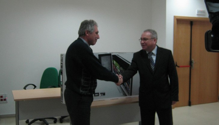 Лотарията на НАП и МФ с касови бележки започна  на 16.11.2015 г. и ще продължи до  11.12.2016 г.