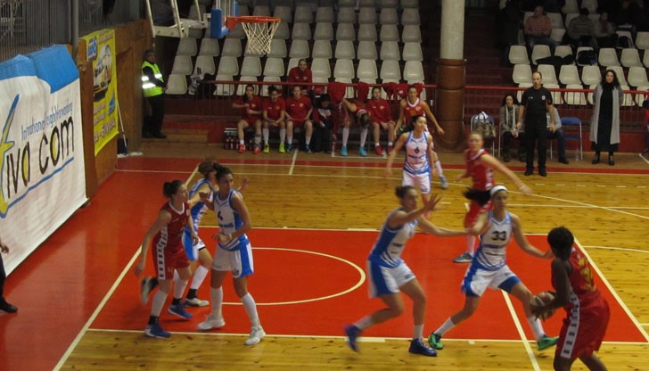 Младите русенски баскетболистки се наложиха над тима на "Зограф"