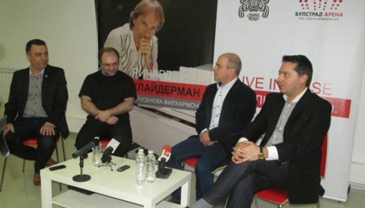 Световноизвестният пианист Ричард Клайдерман ще свири заедно с оркестъра на "Държавна опера - Русе"