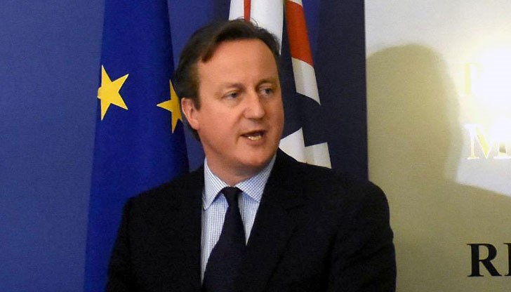 Работещите български семейства на Острова ще получават по-малко пари, ако отглеждат децата си в родината