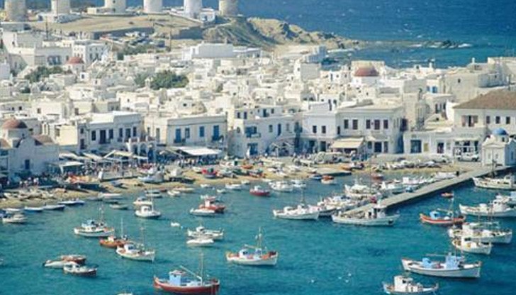 Българите са притеснени от блокадата на границата и се отказват от почивката си Българите са притеснени от блокадата на границата и се отказват от почивката си