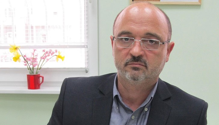 Д-р Асен Меджидиев е специалист по УНГ и бронхология Д-р Асен Меджидиев е специалист по УНГ и бронхология