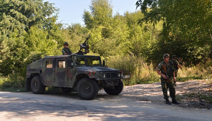 Армията ще бъде въоръжена и ще може да използва оръжие Армията ще бъде въоръжена и ще може да използва оръжие